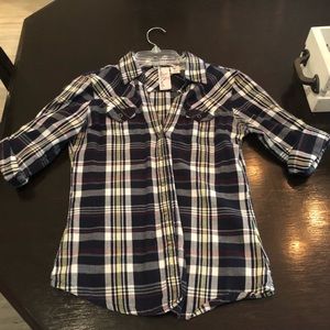 2/15$ Lightweight button down shirt!